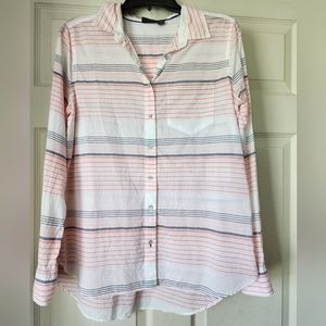 A.N.A, Light weight Button-down shirt. Size Medium